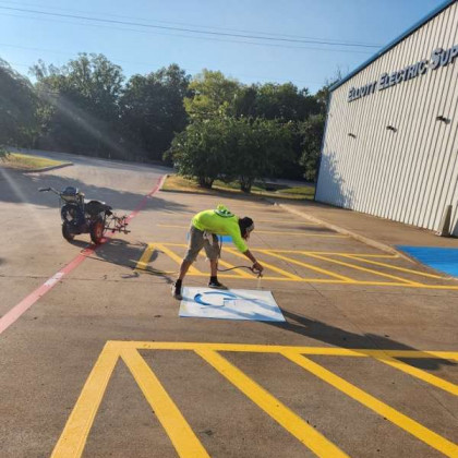 7 Signs It’s Time to Repaint Your Parking Lot Striping